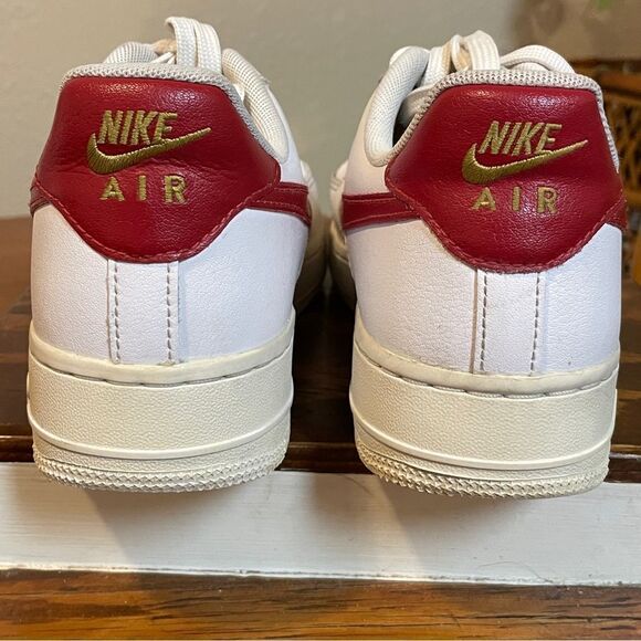 Nike Air Force 1 Essential Low Women’s Sneakers White Gym Red CZ0270-104 Size 8 - Picture 9 of 12